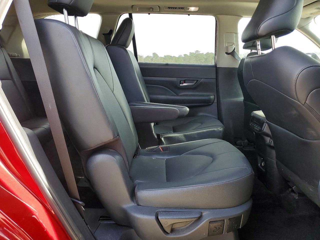 2024 TOYOTA HIGHLANDER