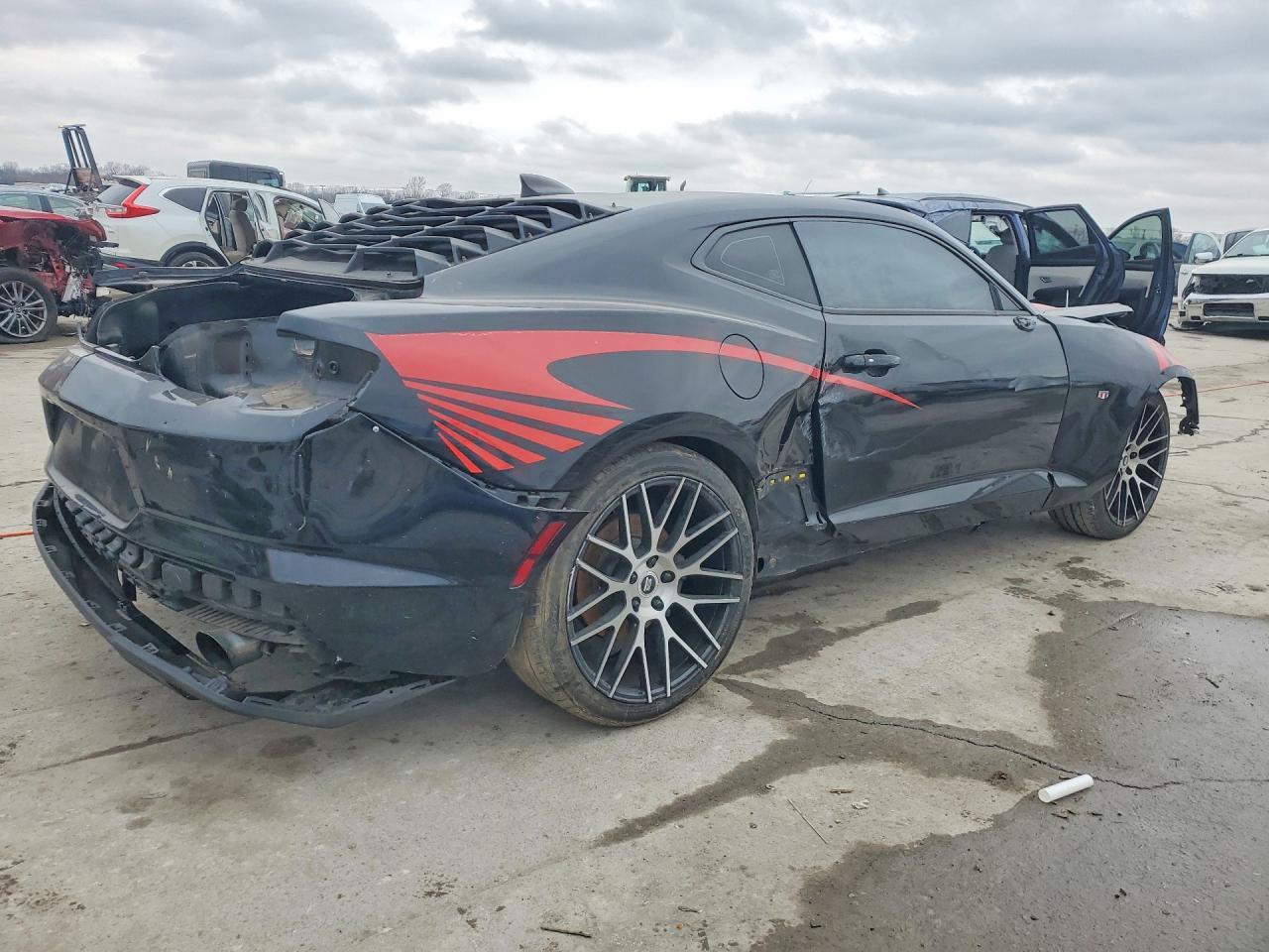 2017 CHEVROLET Camaro