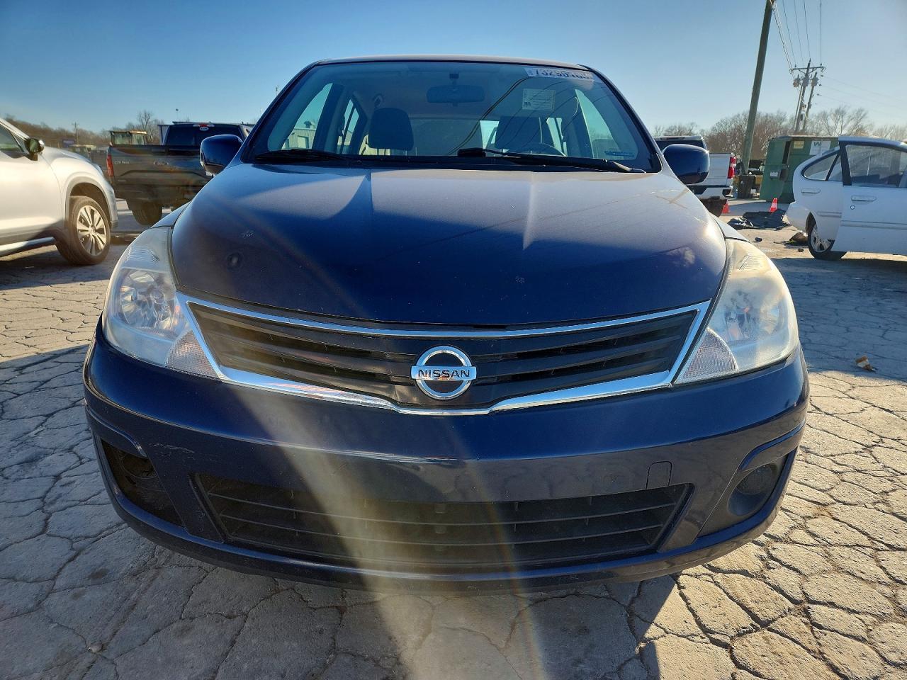 2012 NISSAN VERSA