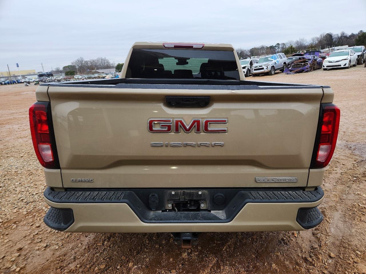 2023 GMC Sierra