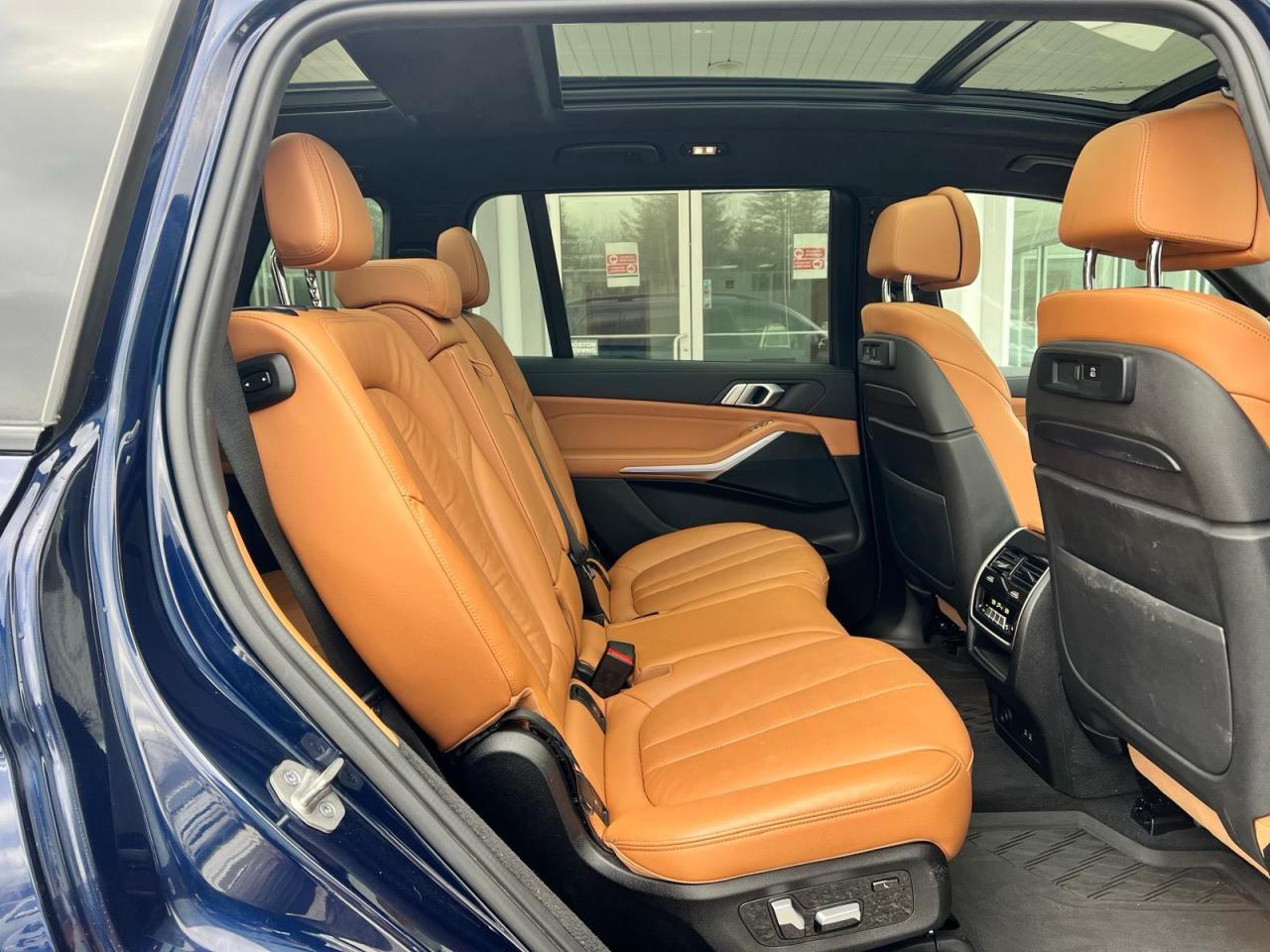 2022 BMW X7