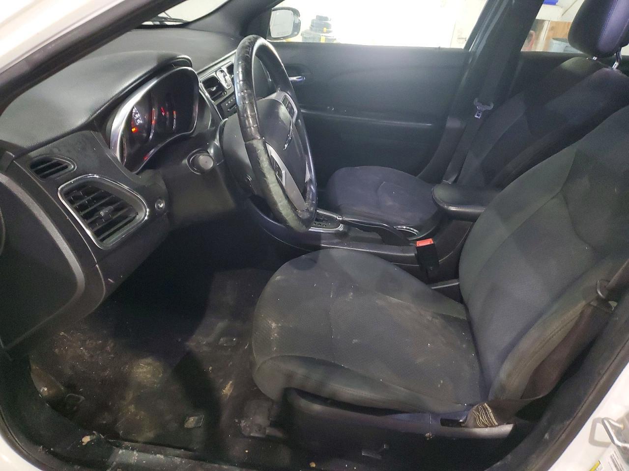 2012 CHRYSLER 200