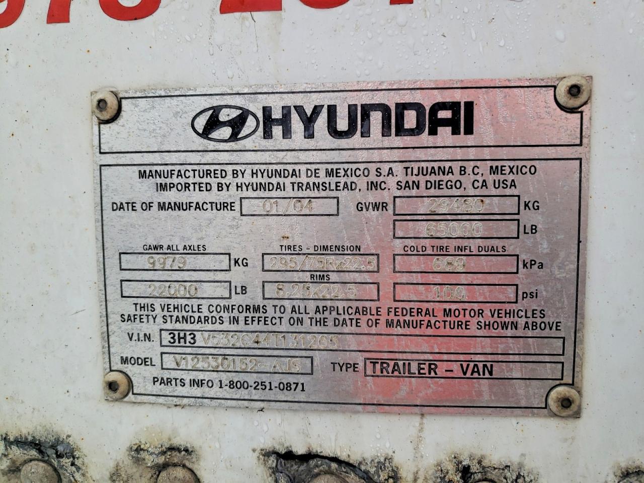 2004 HYUNDAI Translead