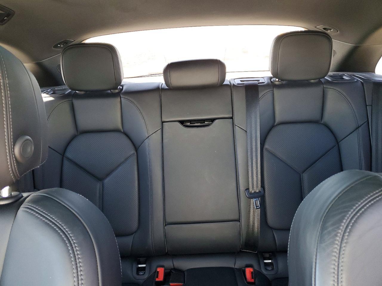 2021 PORSCHE Macan