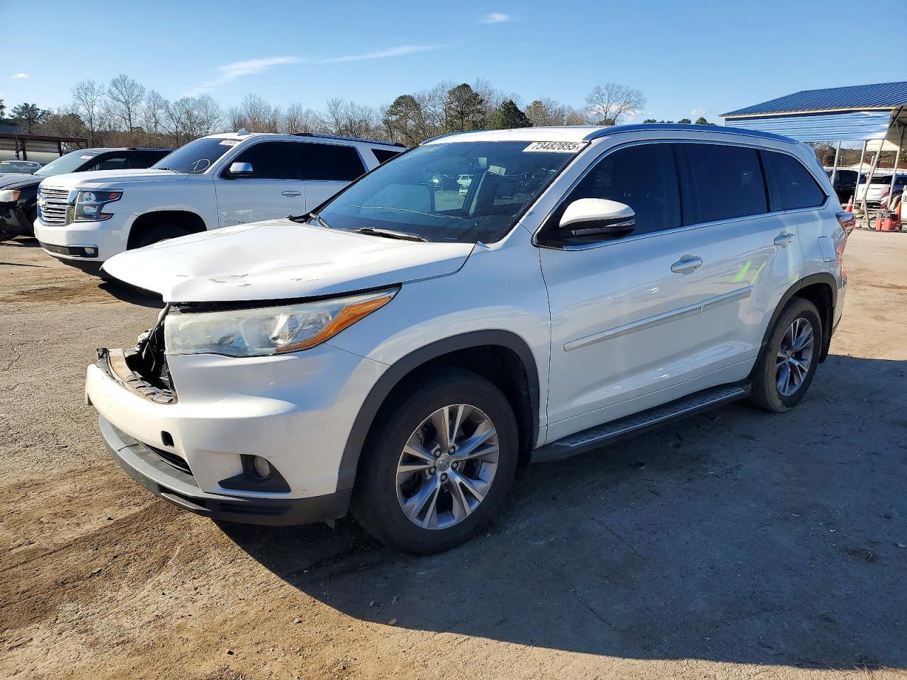 2015 TOYOTA HIGHLANDER