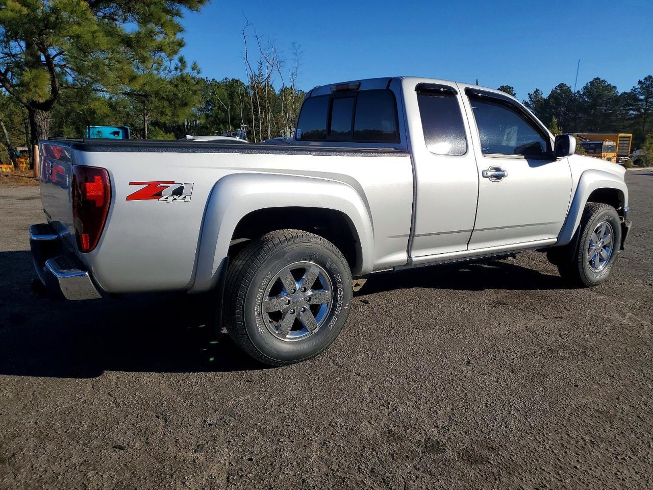 2011 CHEVROLET COLORADO