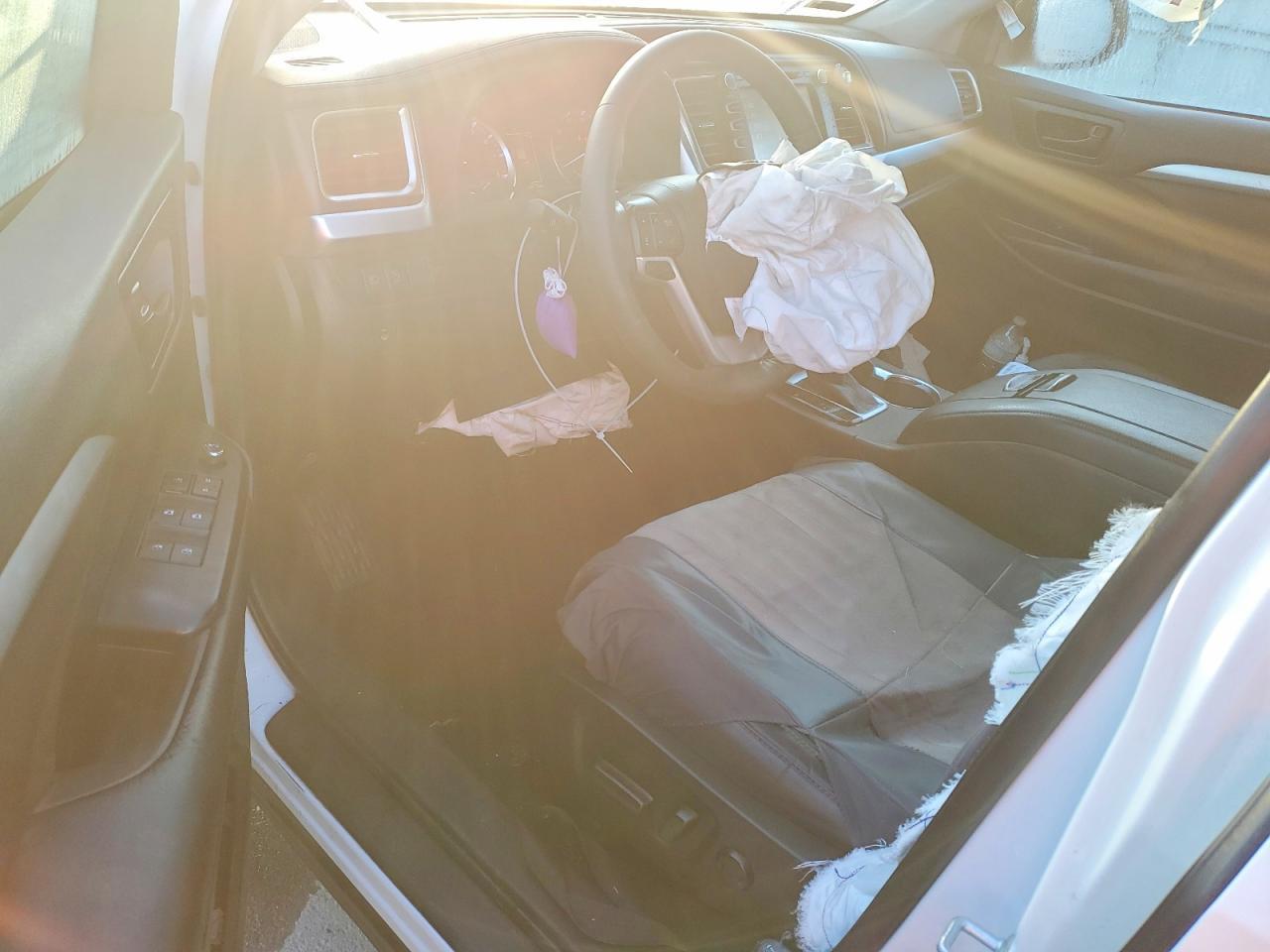 2019 TOYOTA HIGHLANDER