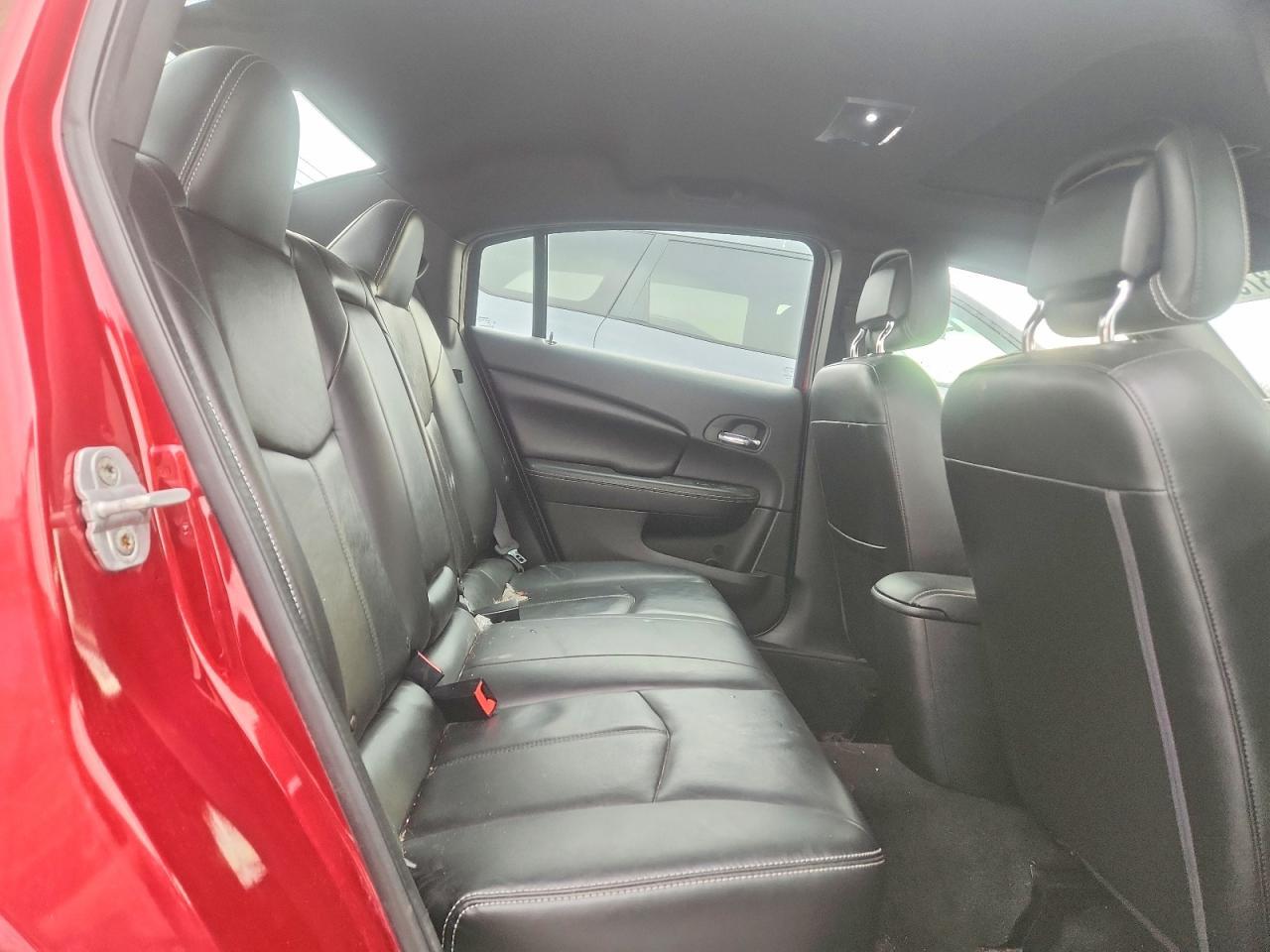 2011 CHRYSLER 200