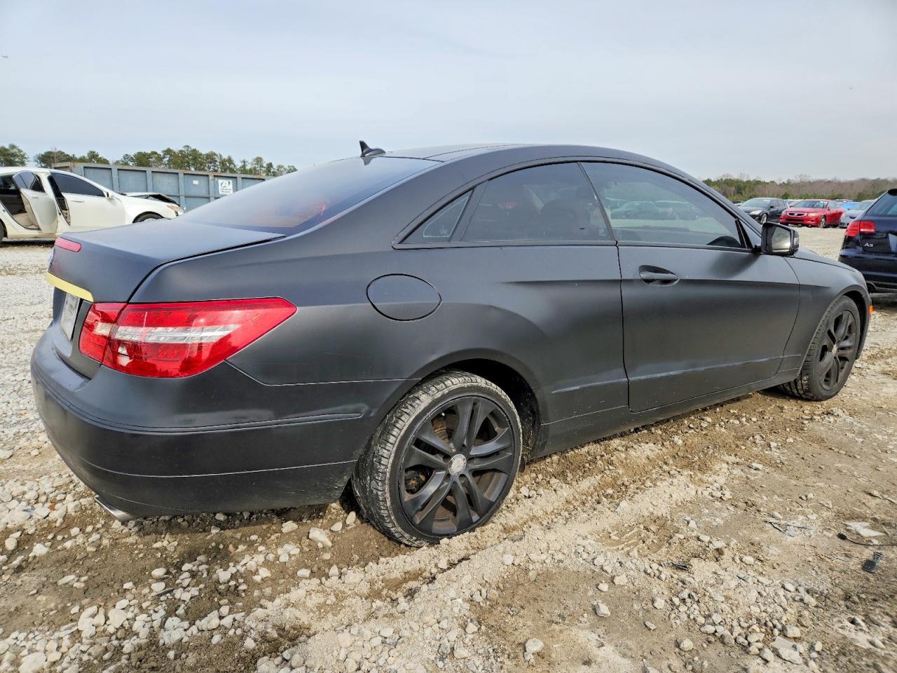 2010 MERCEDES-BENZ E-Class