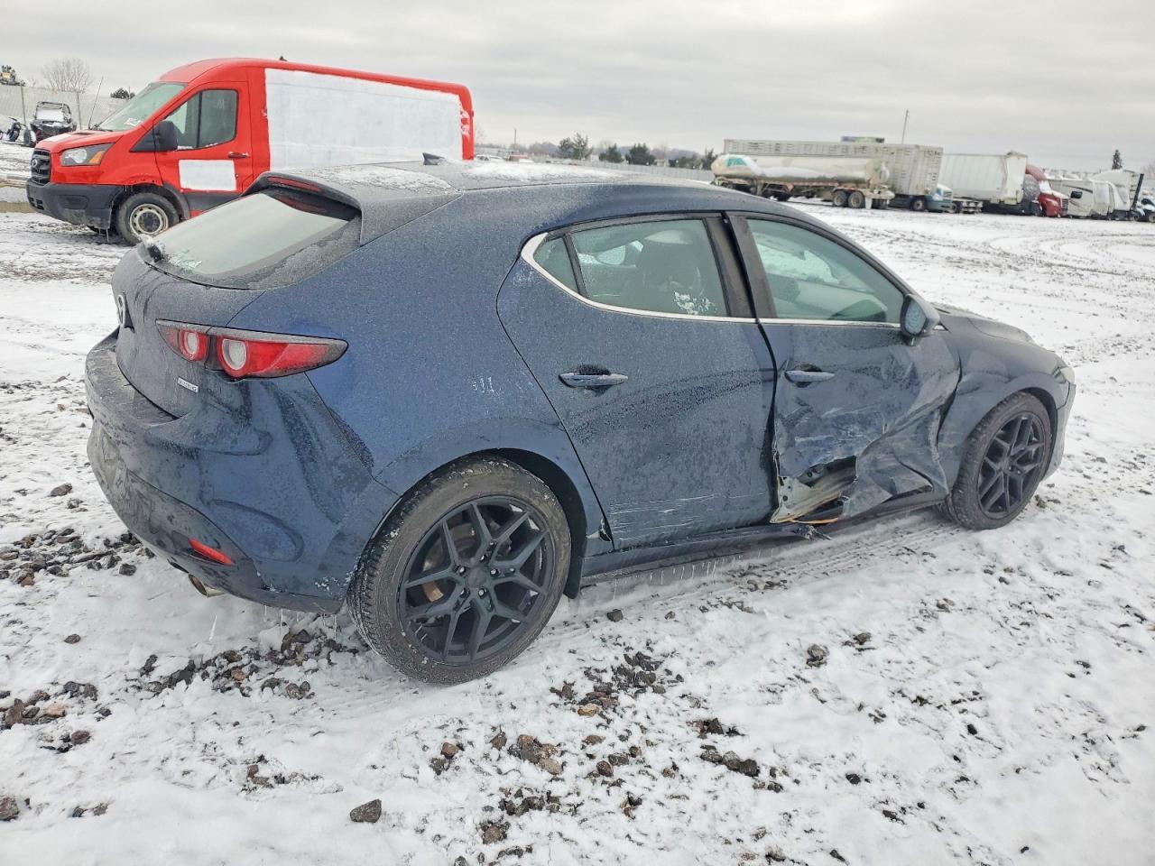 2020 MAZDA 3
