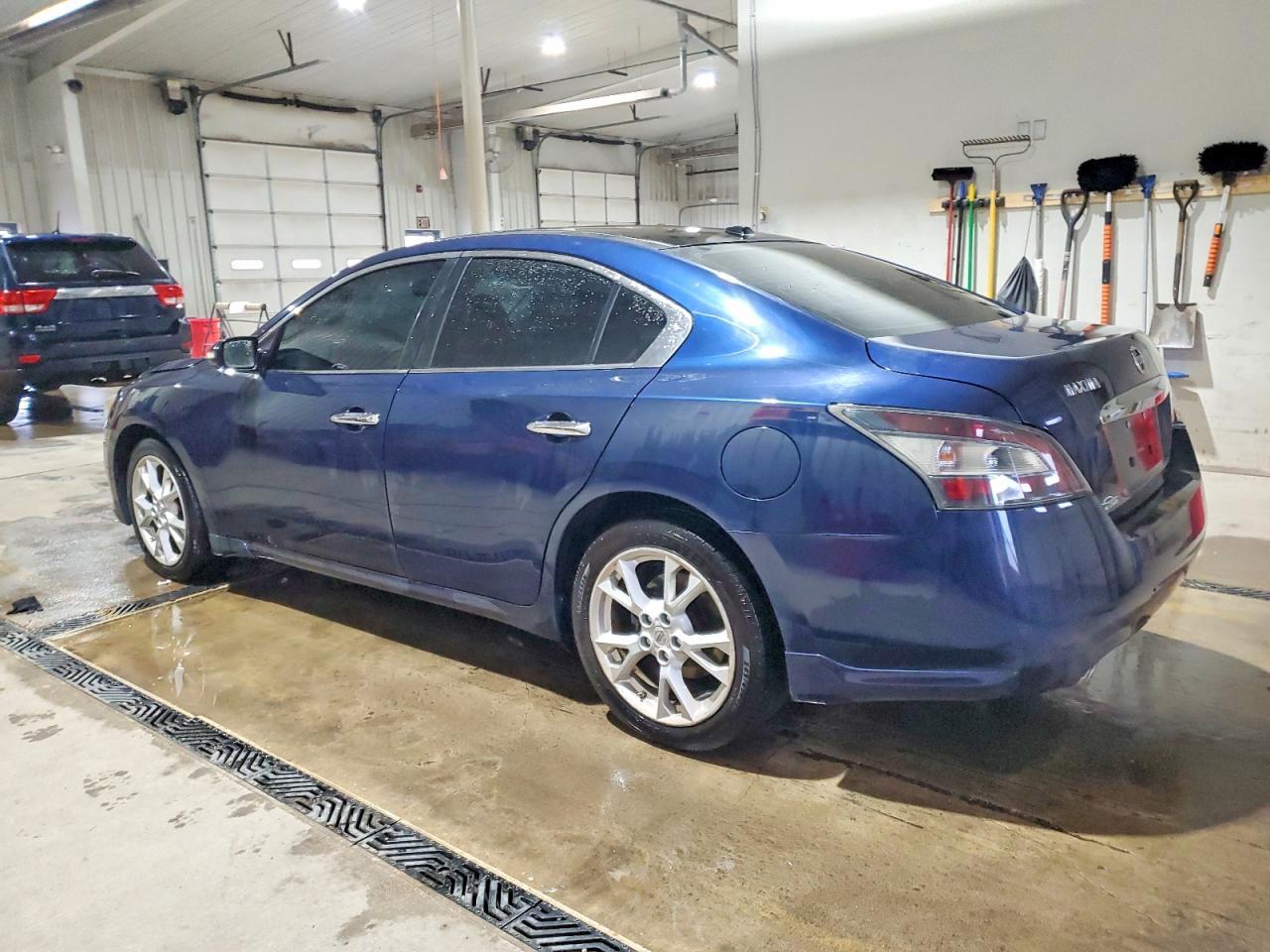 2013 NISSAN Maxima