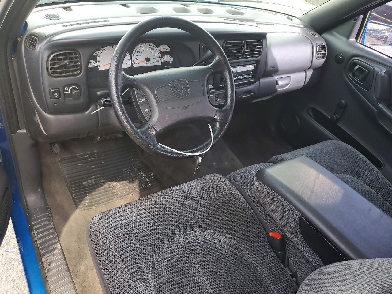 1998 DODGE Dakota