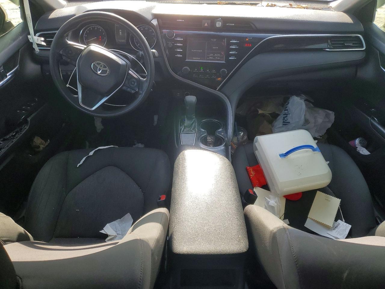 2018 TOYOTA CAMRY