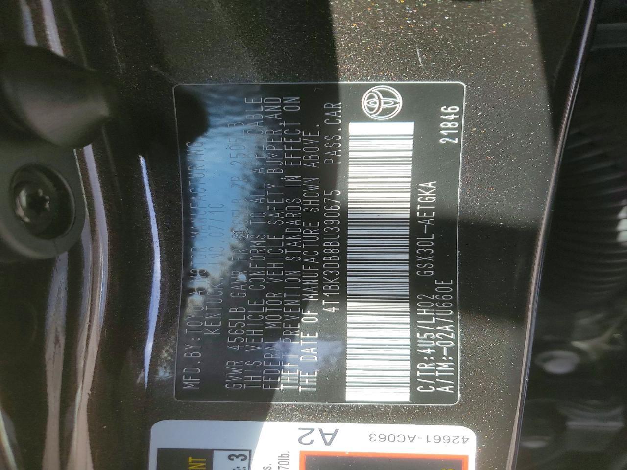 2011 TOYOTA Avalon