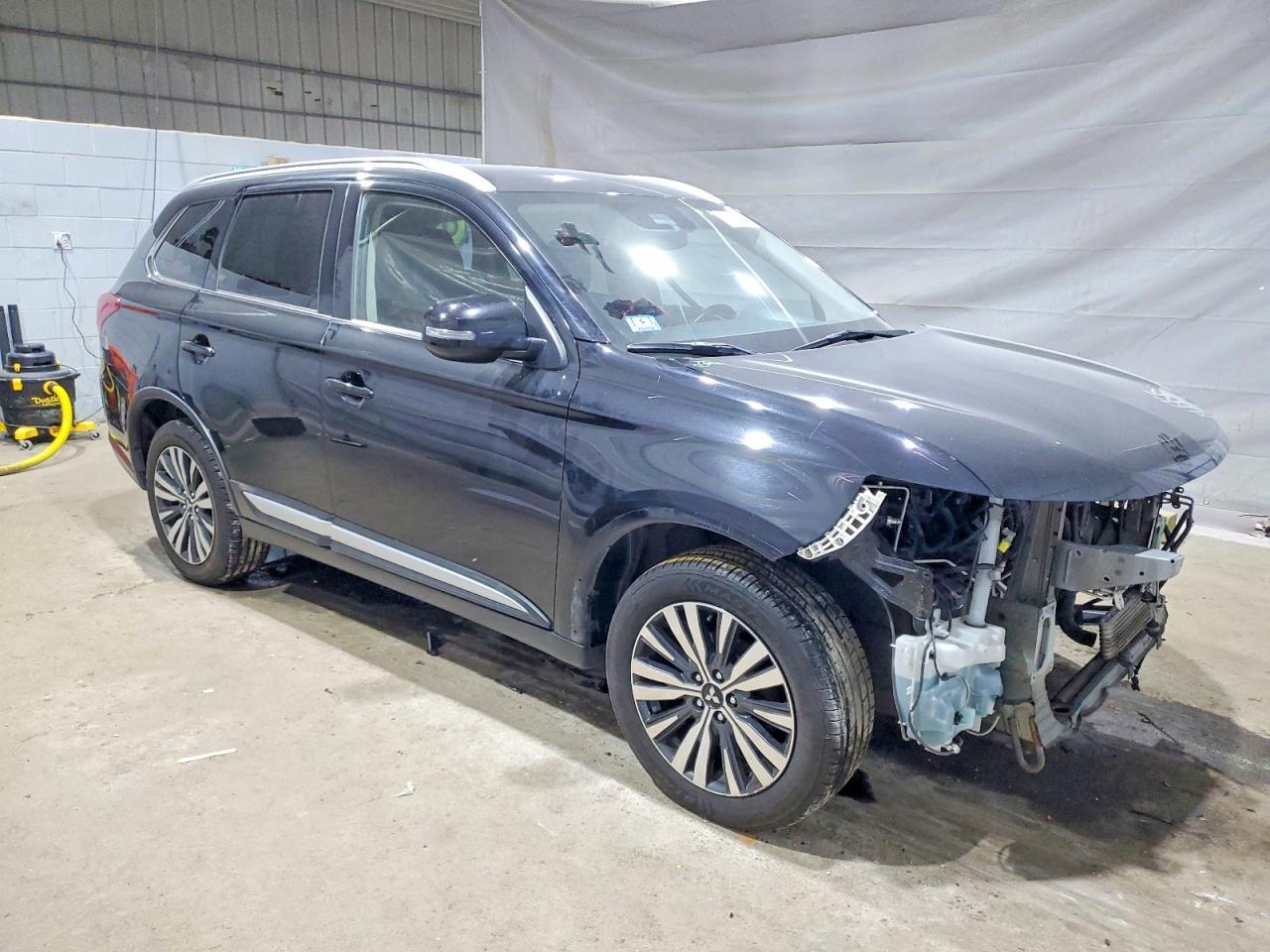 2020 MITSUBISHI outlander