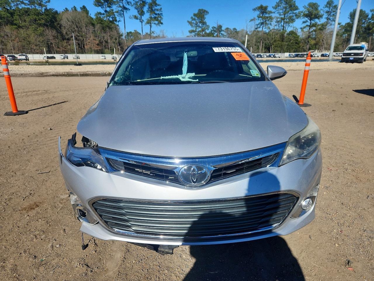 2014 TOYOTA Avalon