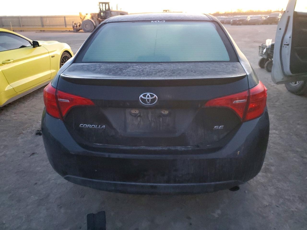 2017 TOYOTA COROLLA