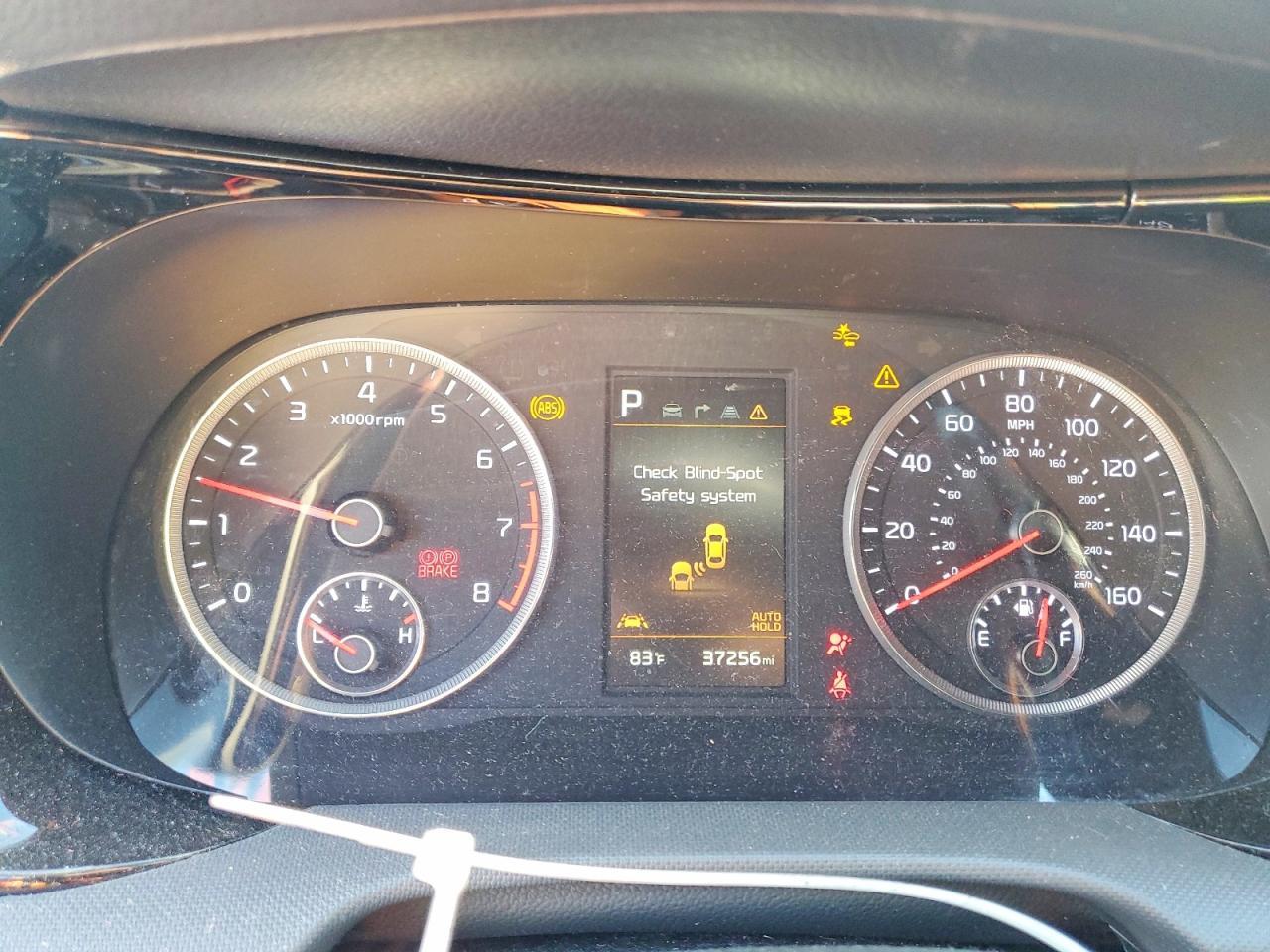 2022 KIA K5