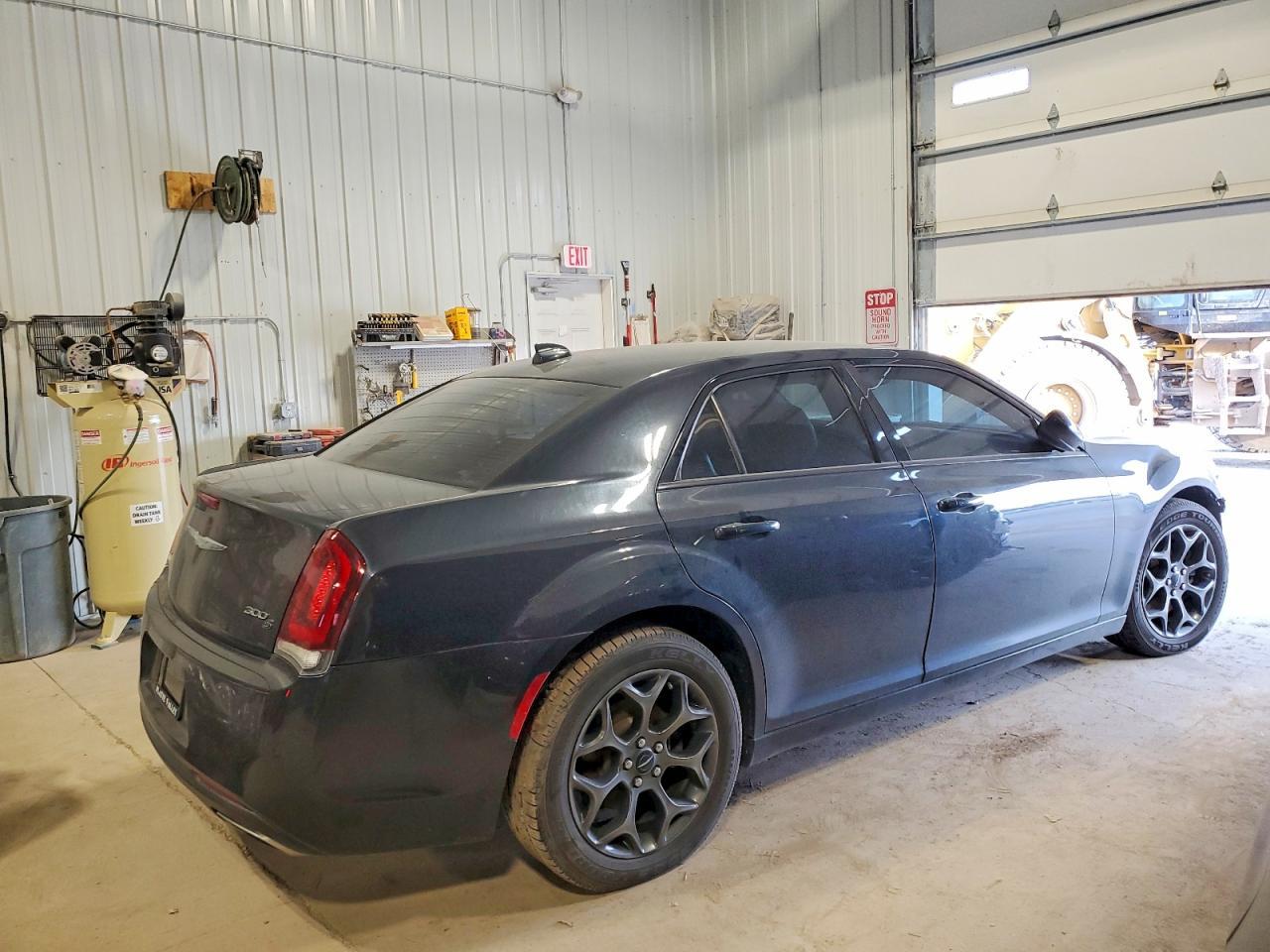 2018 CHRYSLER 300