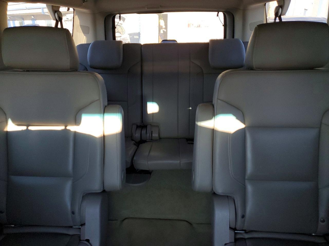 2018 CHEVROLET Suburban