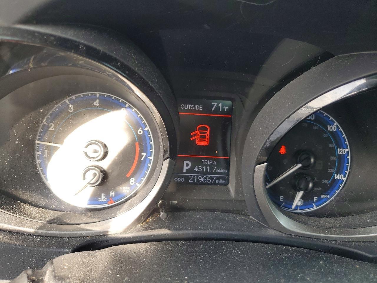 2014 TOYOTA COROLLA