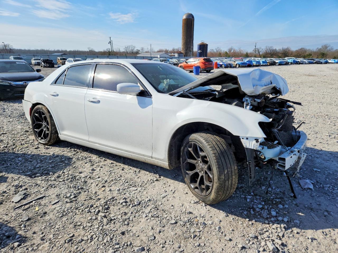 2019 CHRYSLER 300