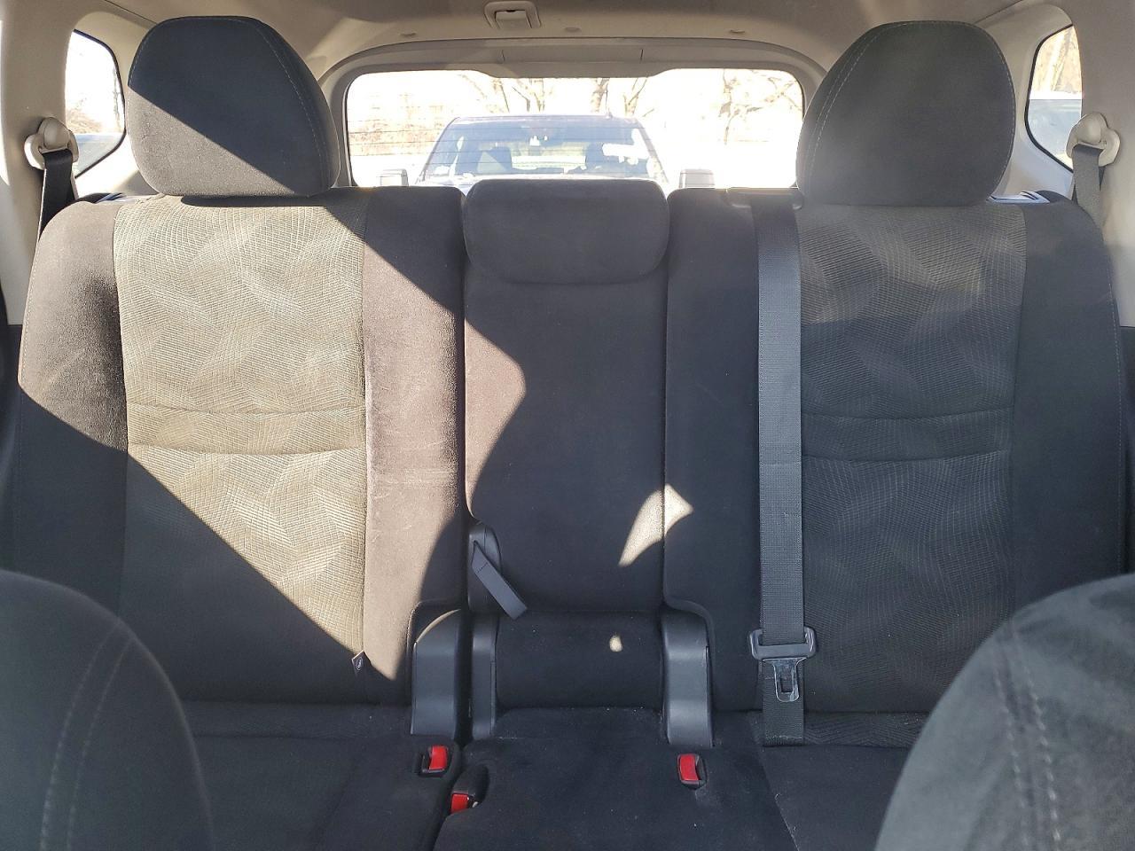 2015 NISSAN ROGUE