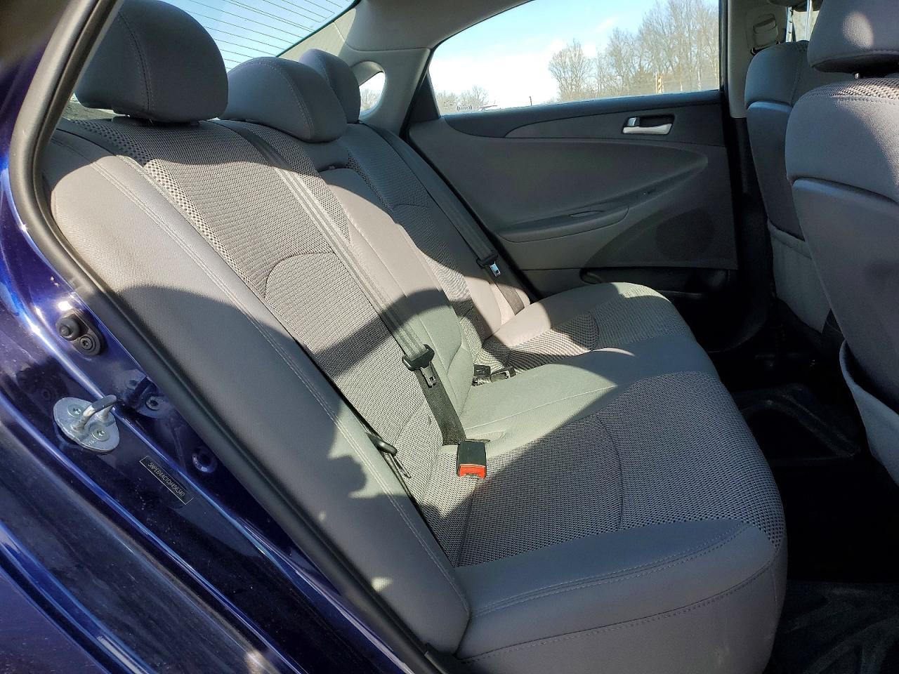2012 HYUNDAI SONATA