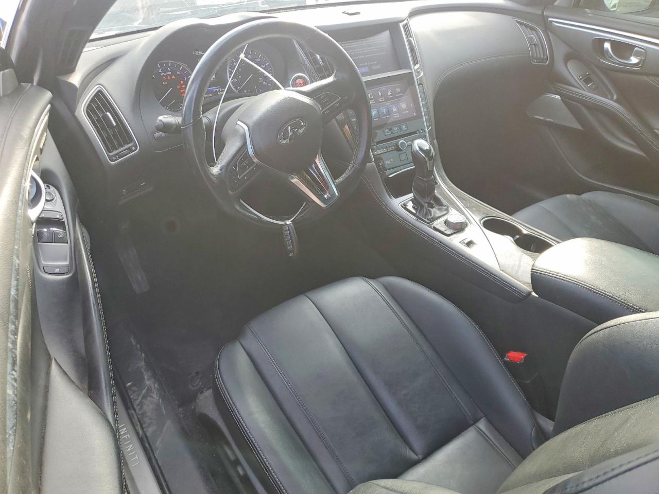 2017 INFINITI Q60