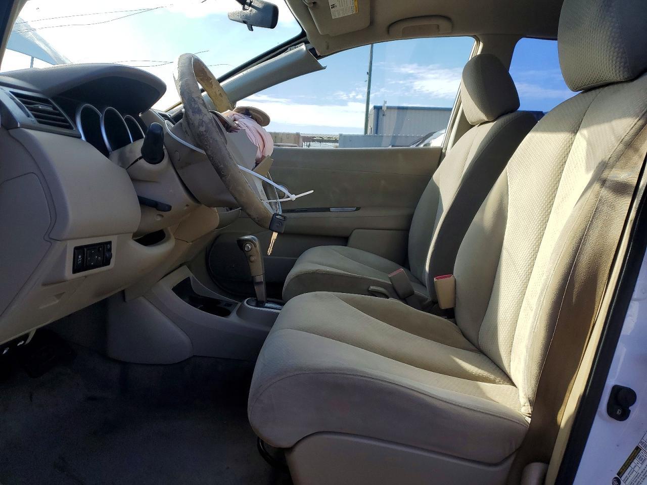 2012 NISSAN VERSA