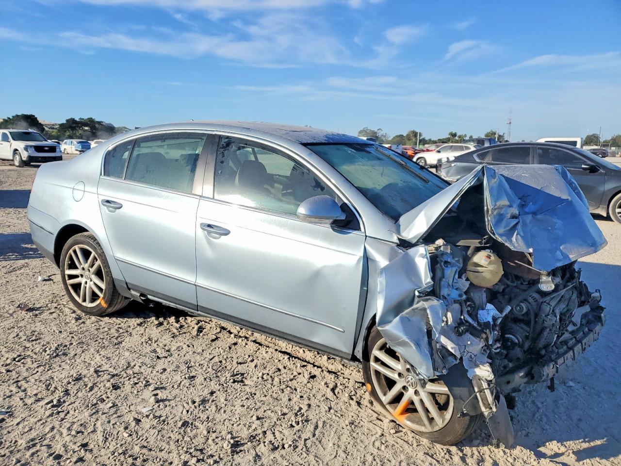 2008 VOLKSWAGEN Passat