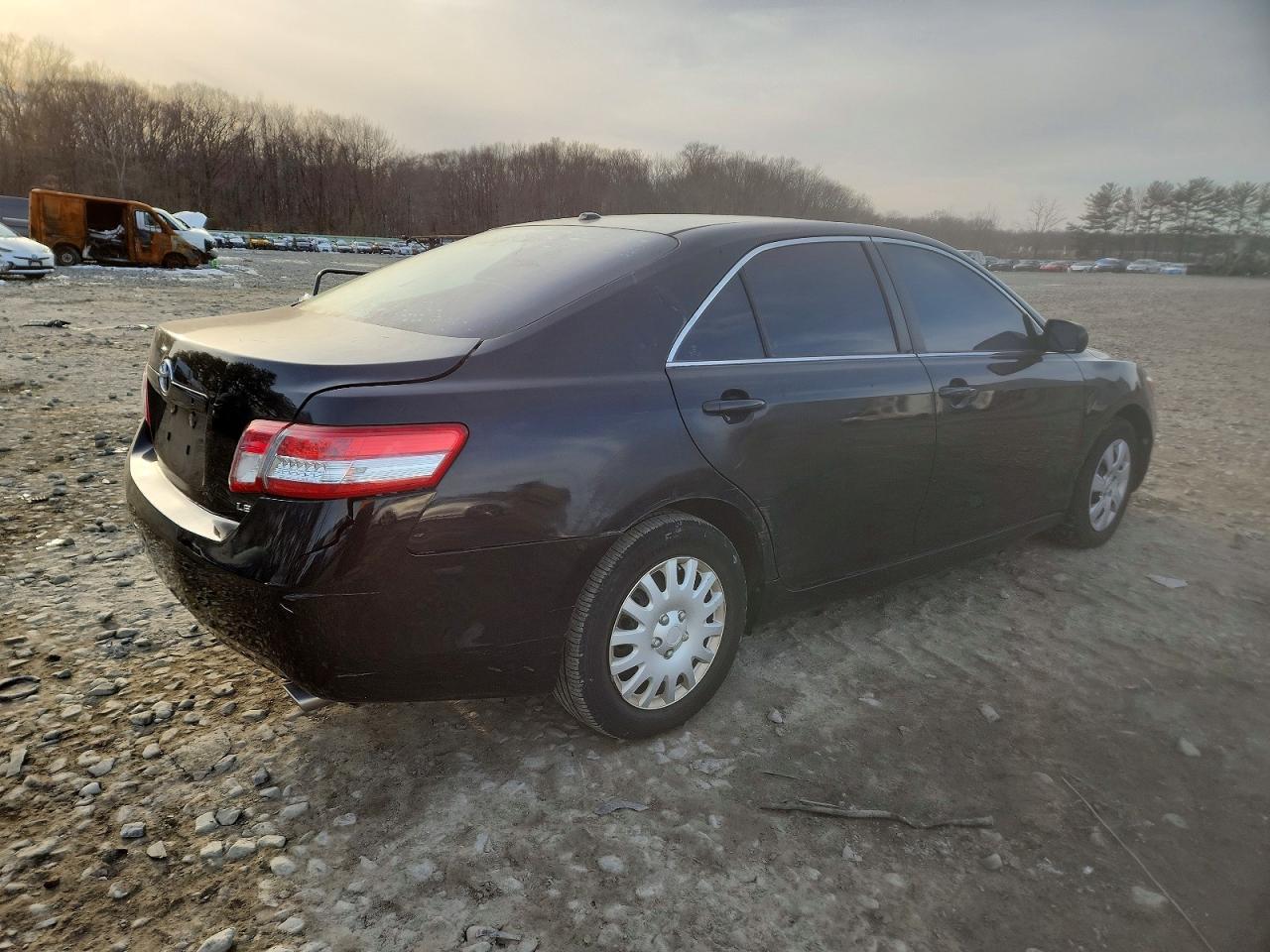 2010 TOYOTA CAMRY