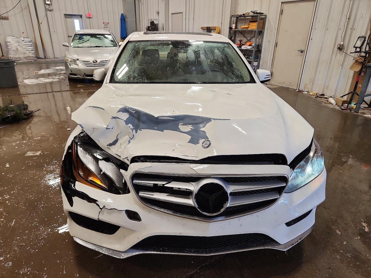 2016 MERCEDES-BENZ E-Class