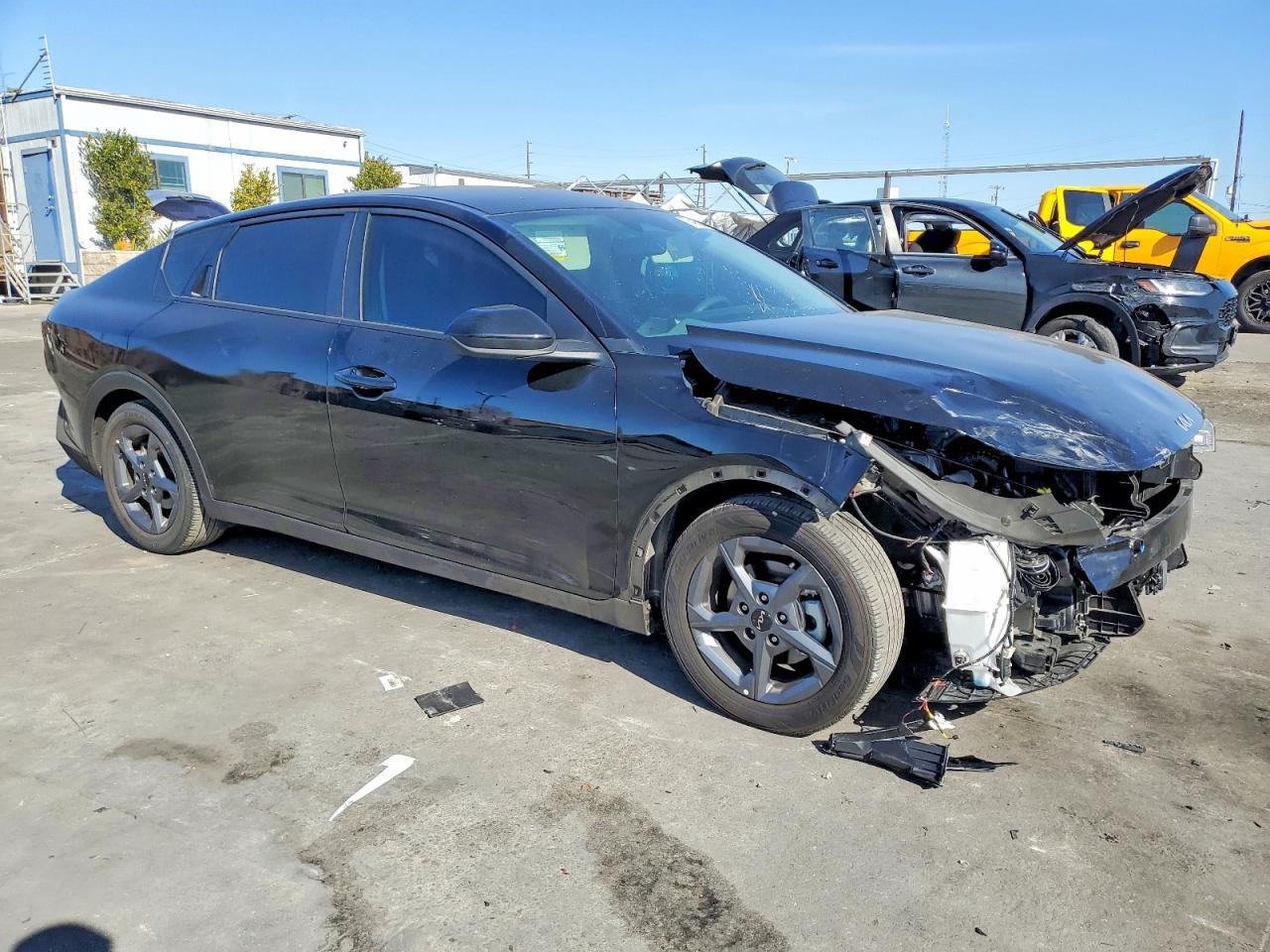 2025 KIA K4