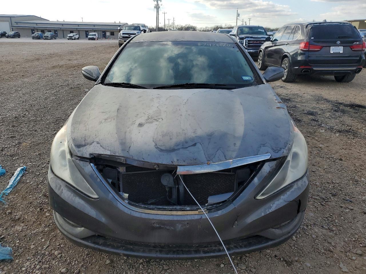 2011 HYUNDAI SONATA