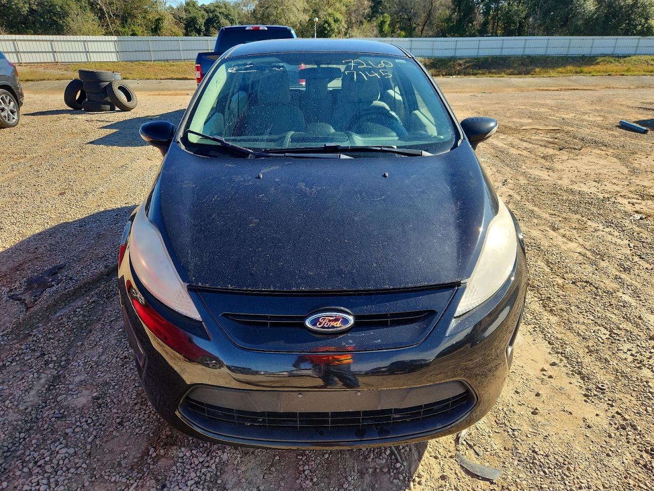2013 FORD Fiesta