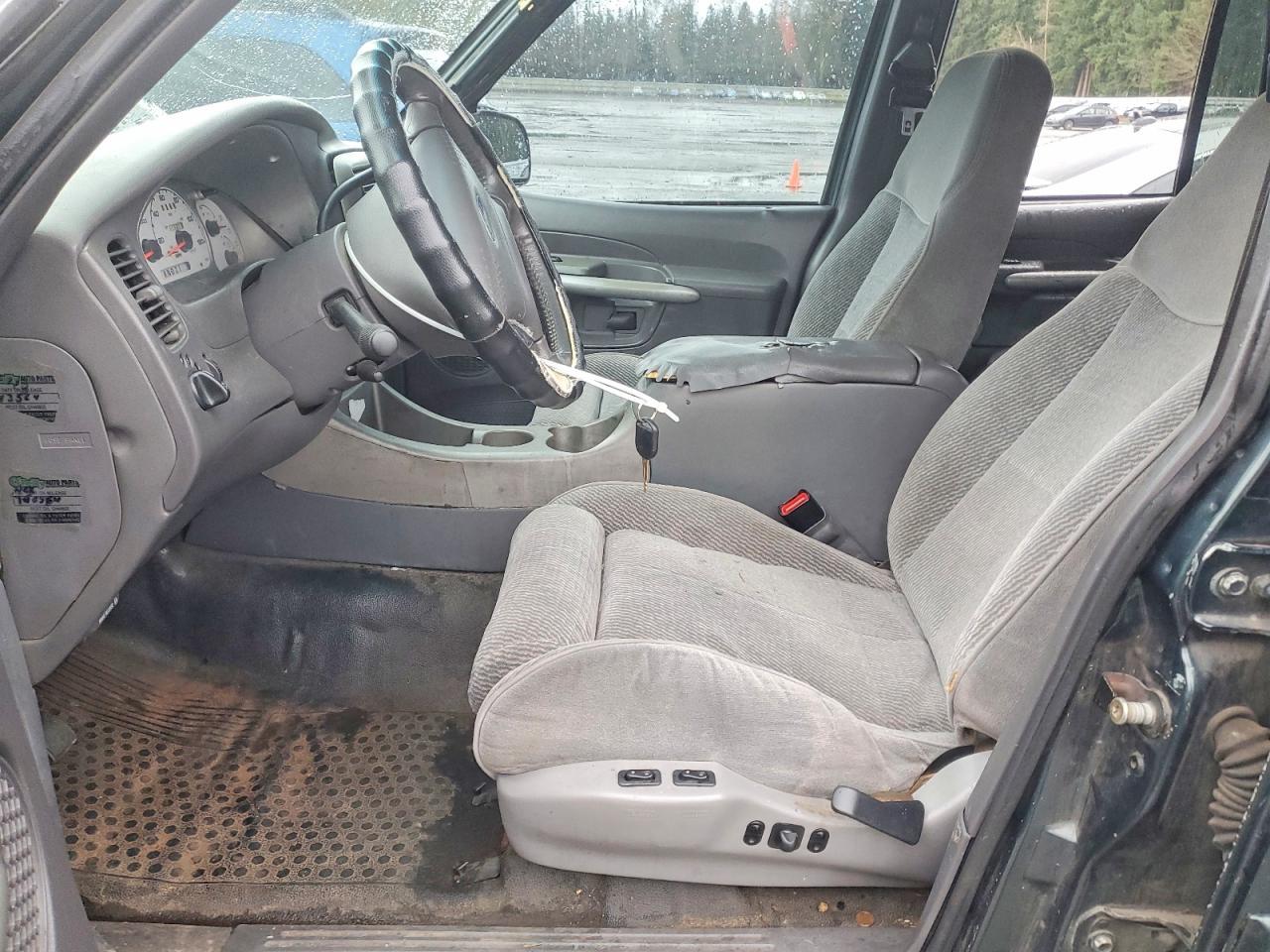2002 FORD Explorer Sport Trac
