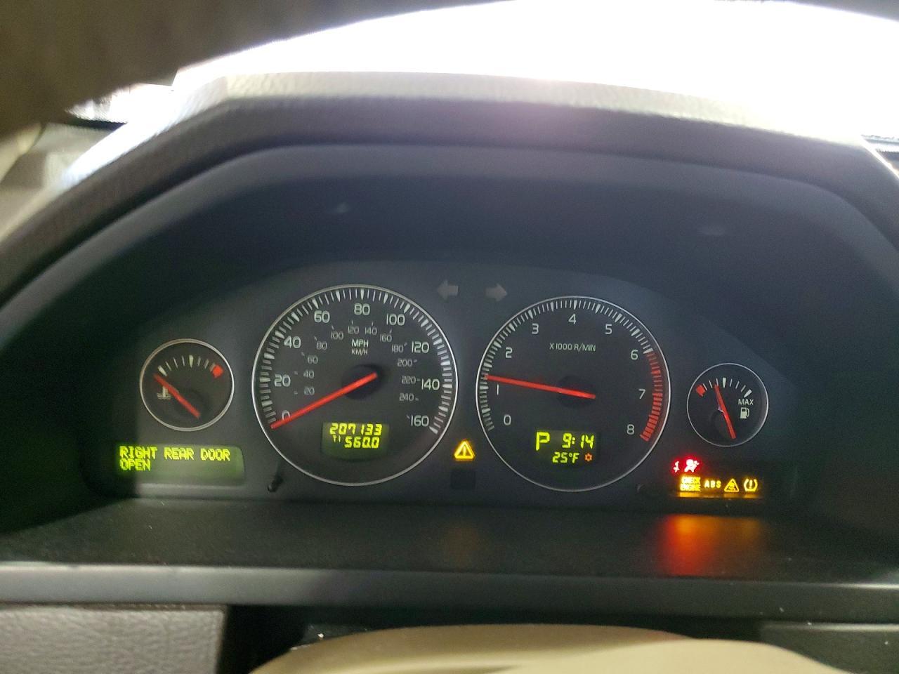 2009 VOLVO XC90