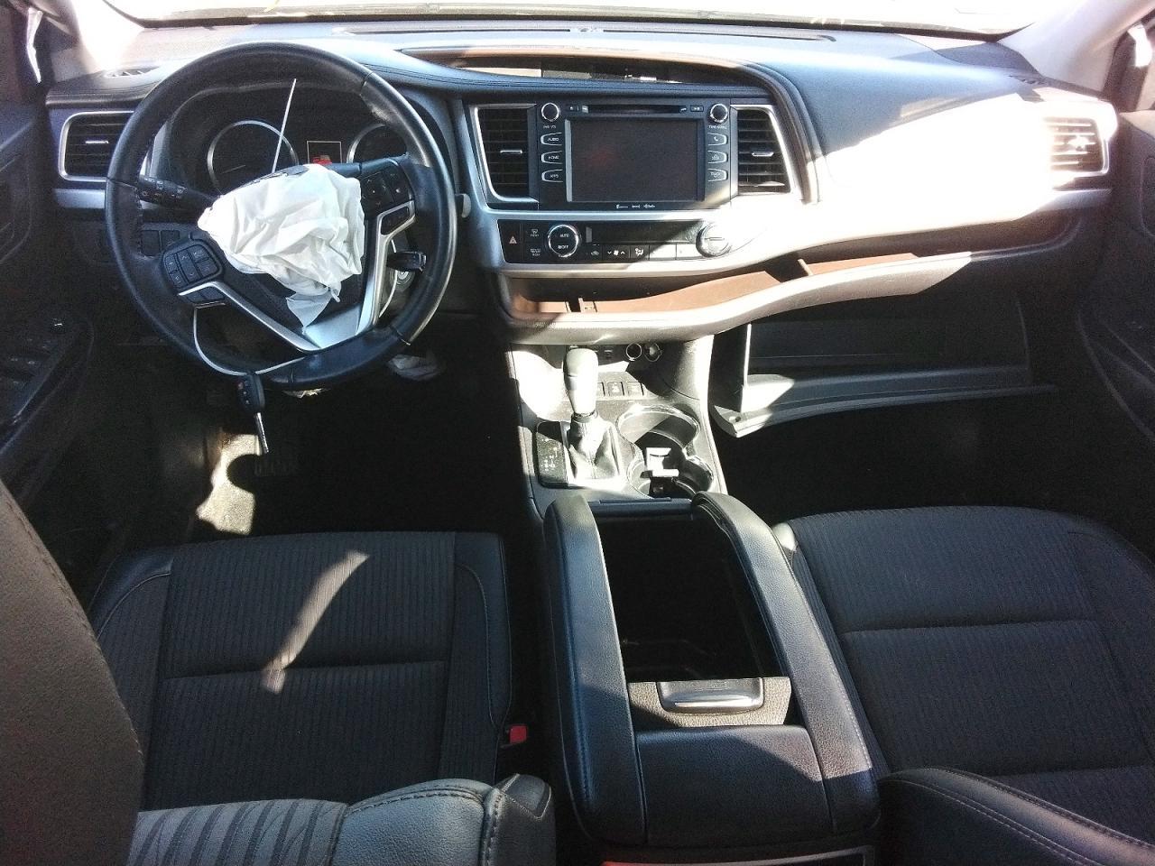 2019 TOYOTA HIGHLANDER