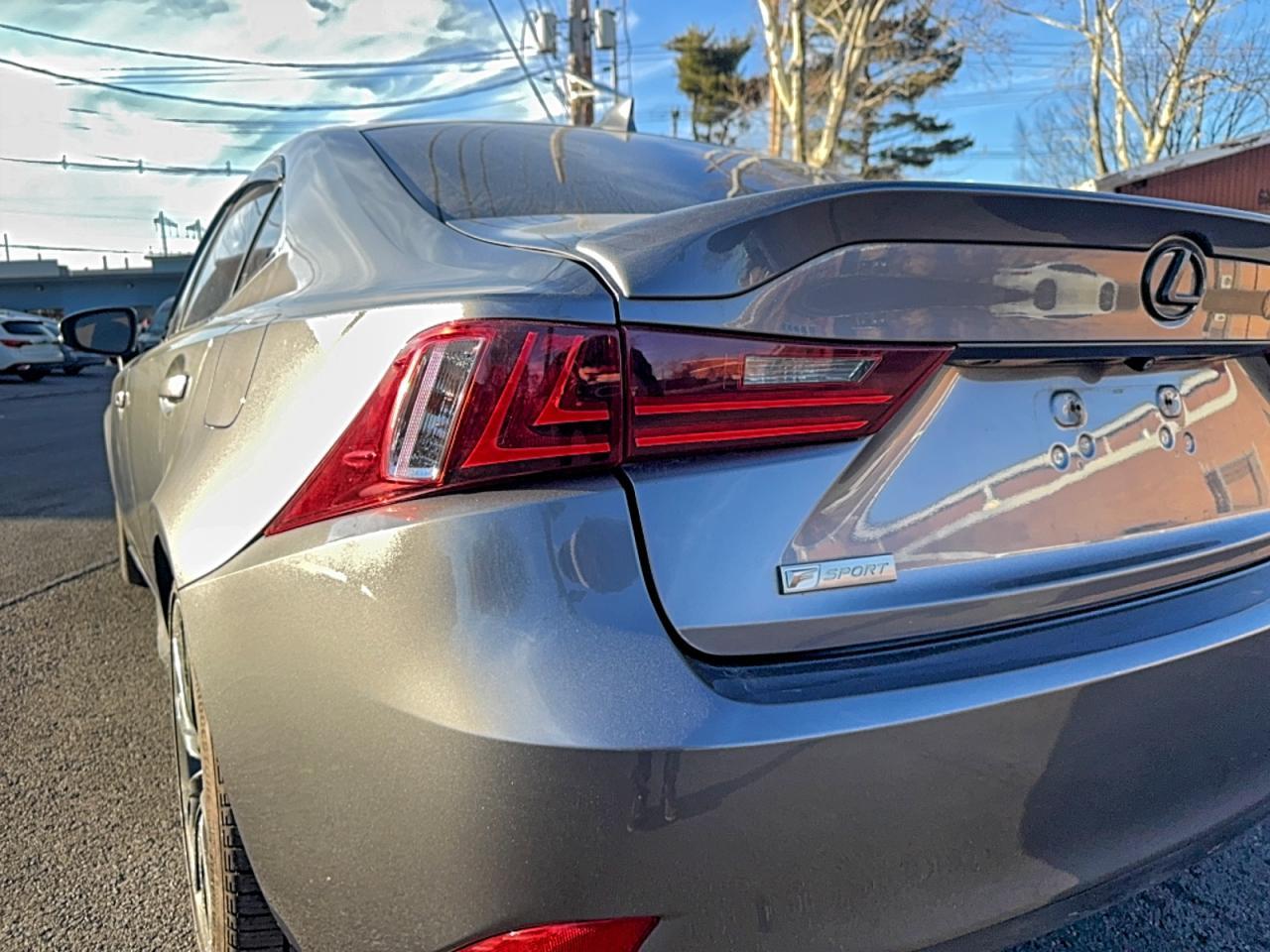 2016 LEXUS IS 300