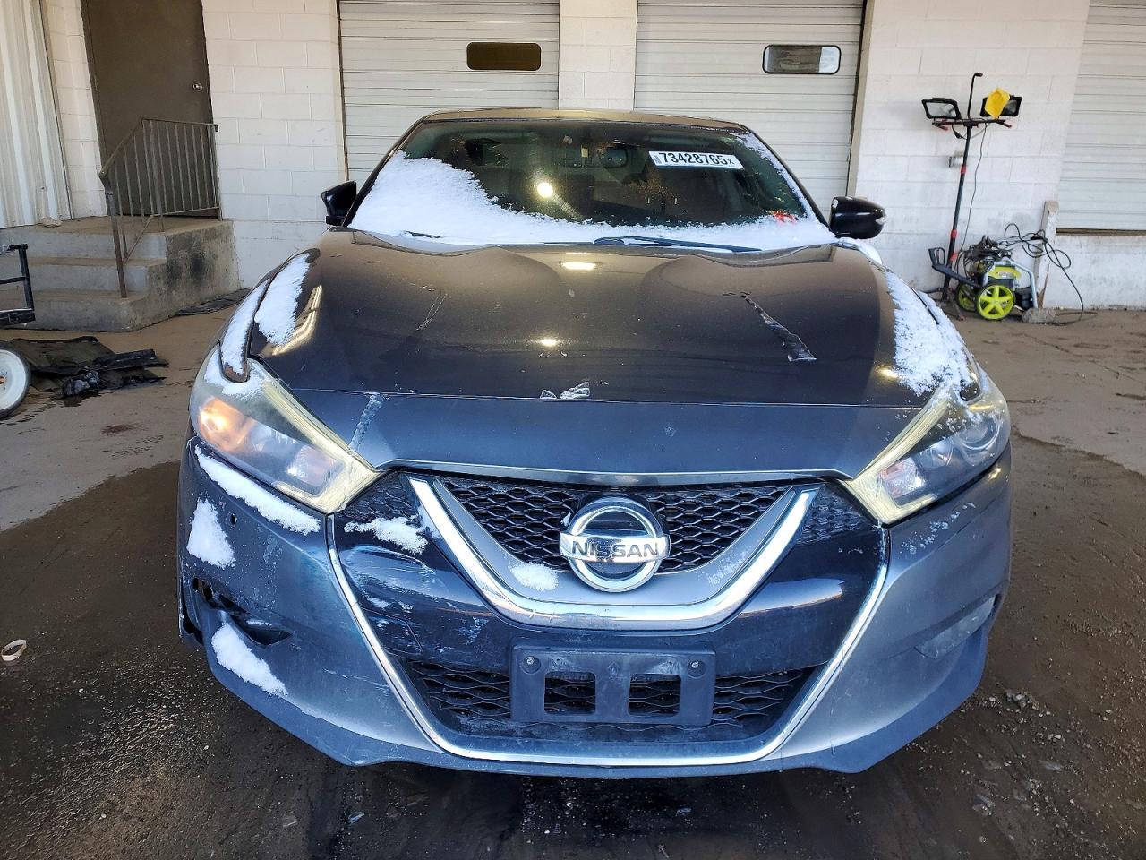 2017 NISSAN Maxima