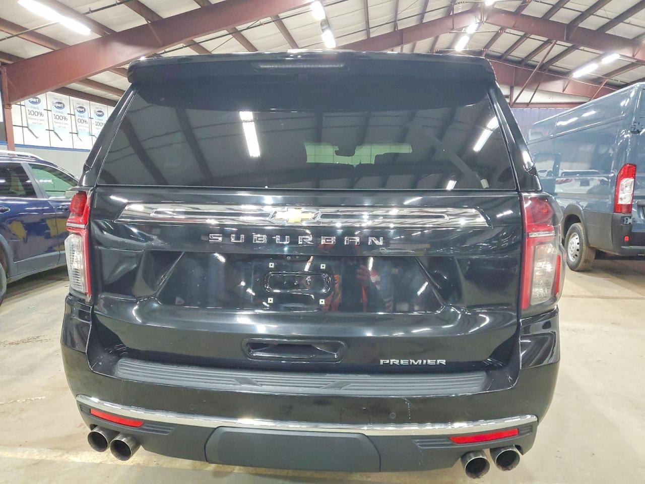2023 CHEVROLET Suburban