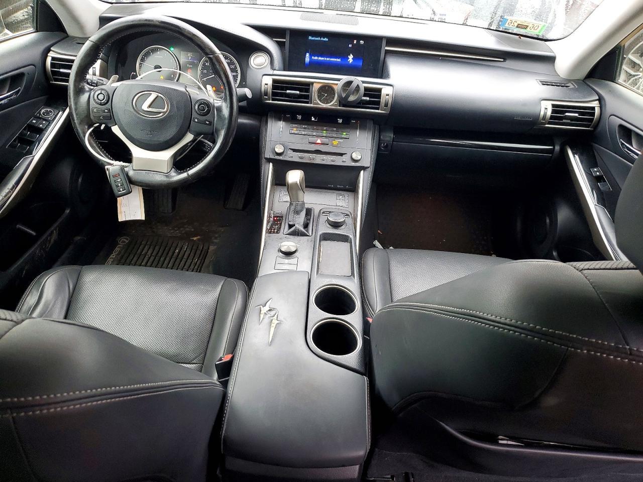 2016 LEXUS IS 300