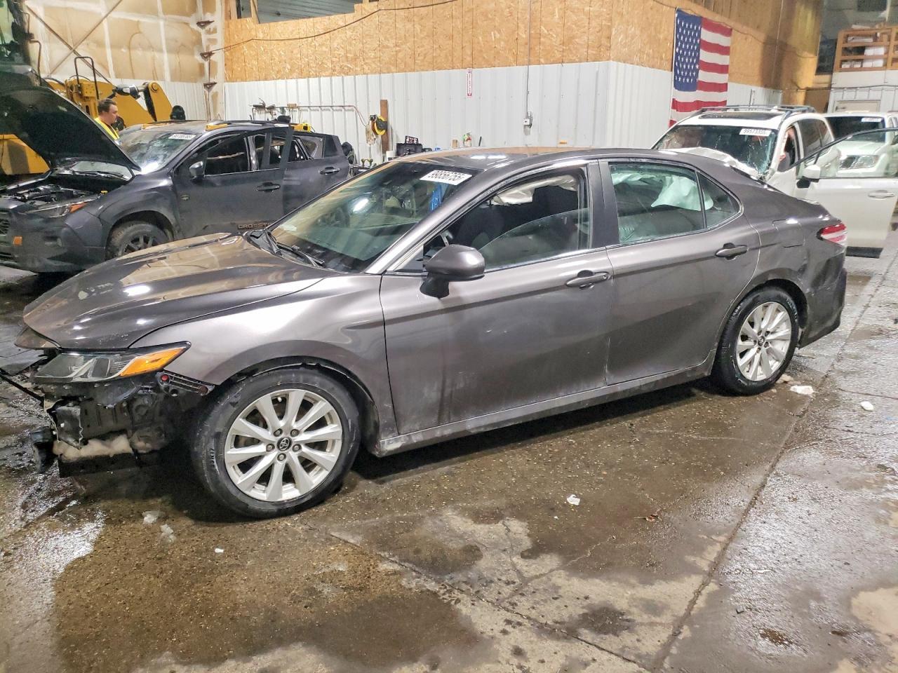 2018 TOYOTA CAMRY