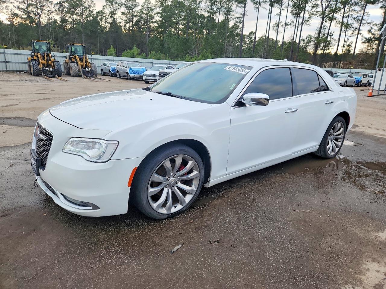 2019 CHRYSLER 300