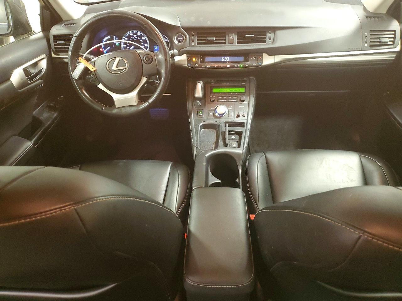 2016 LEXUS CT 200