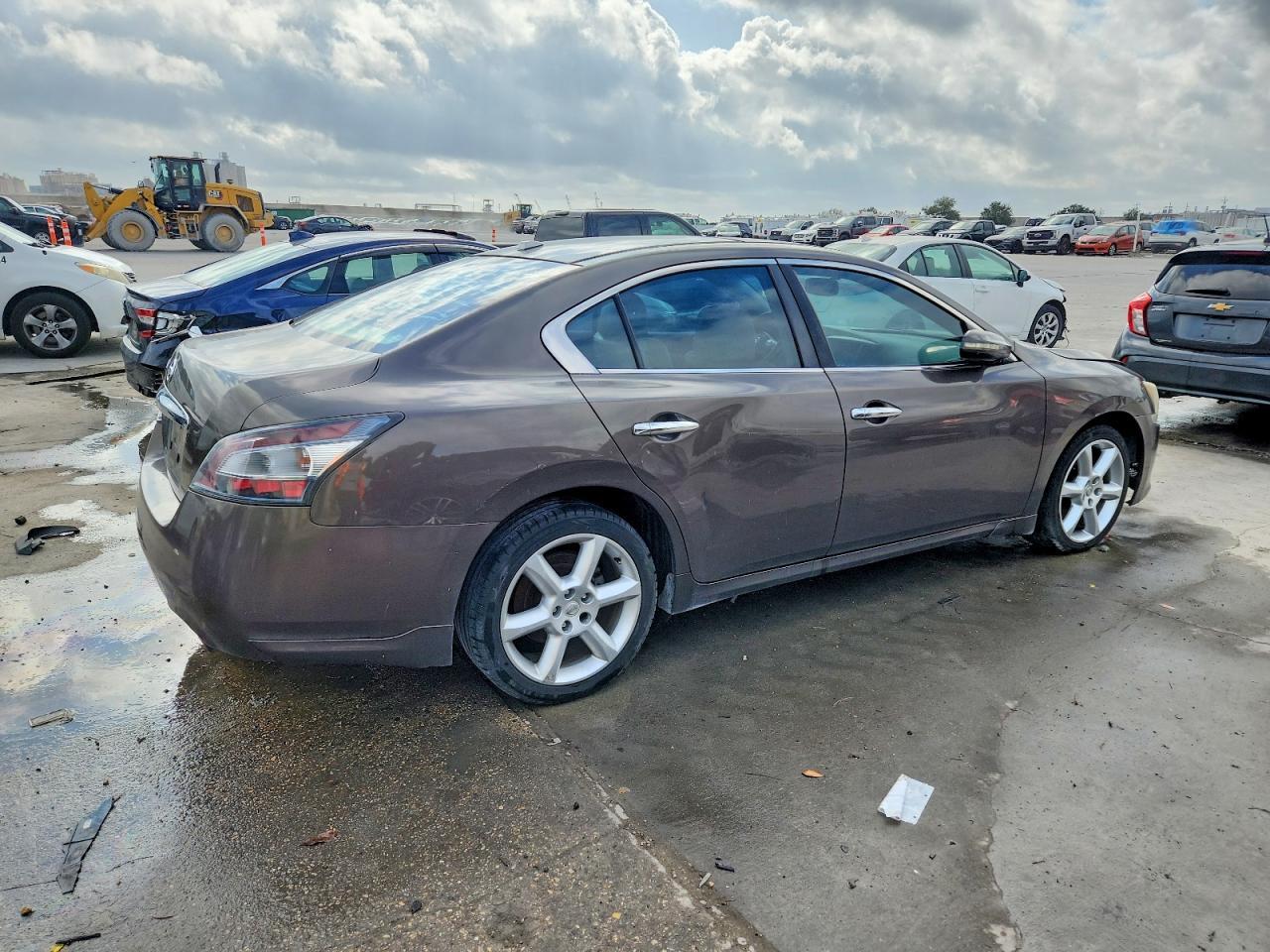 2014 NISSAN Maxima