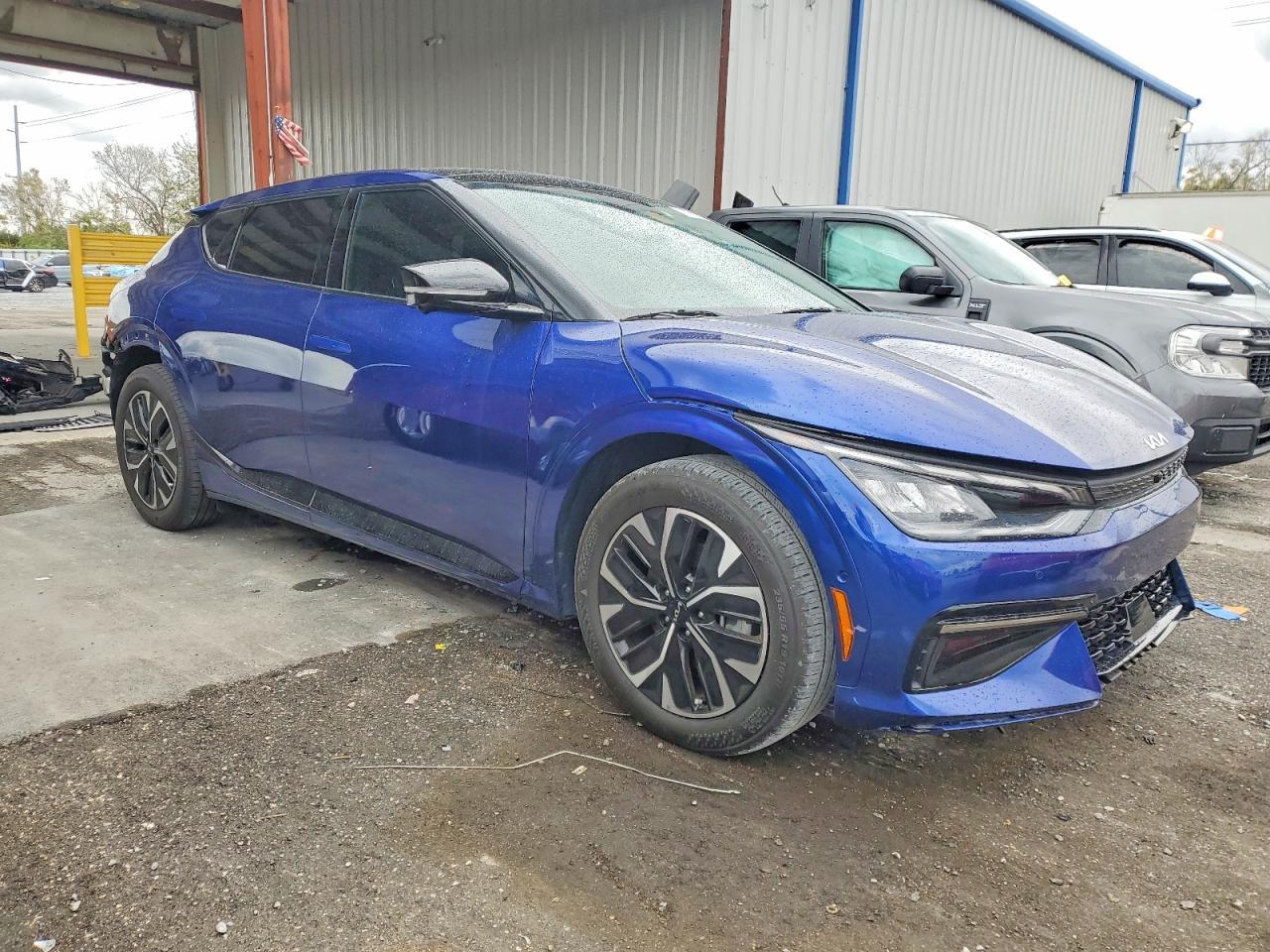 2023 KIA EV6