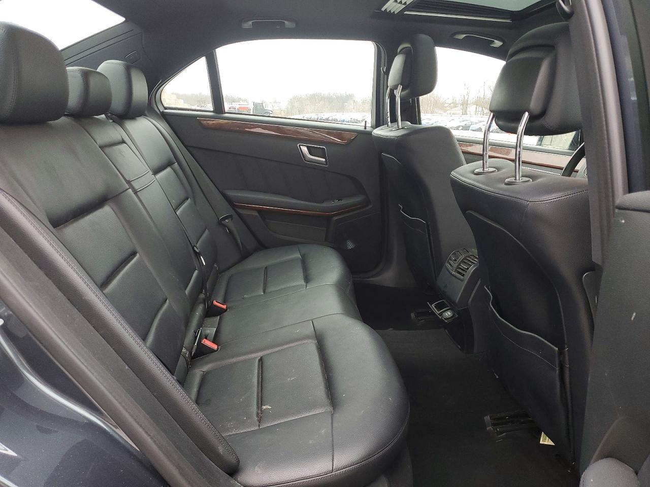 2012 MERCEDES-BENZ E-Class