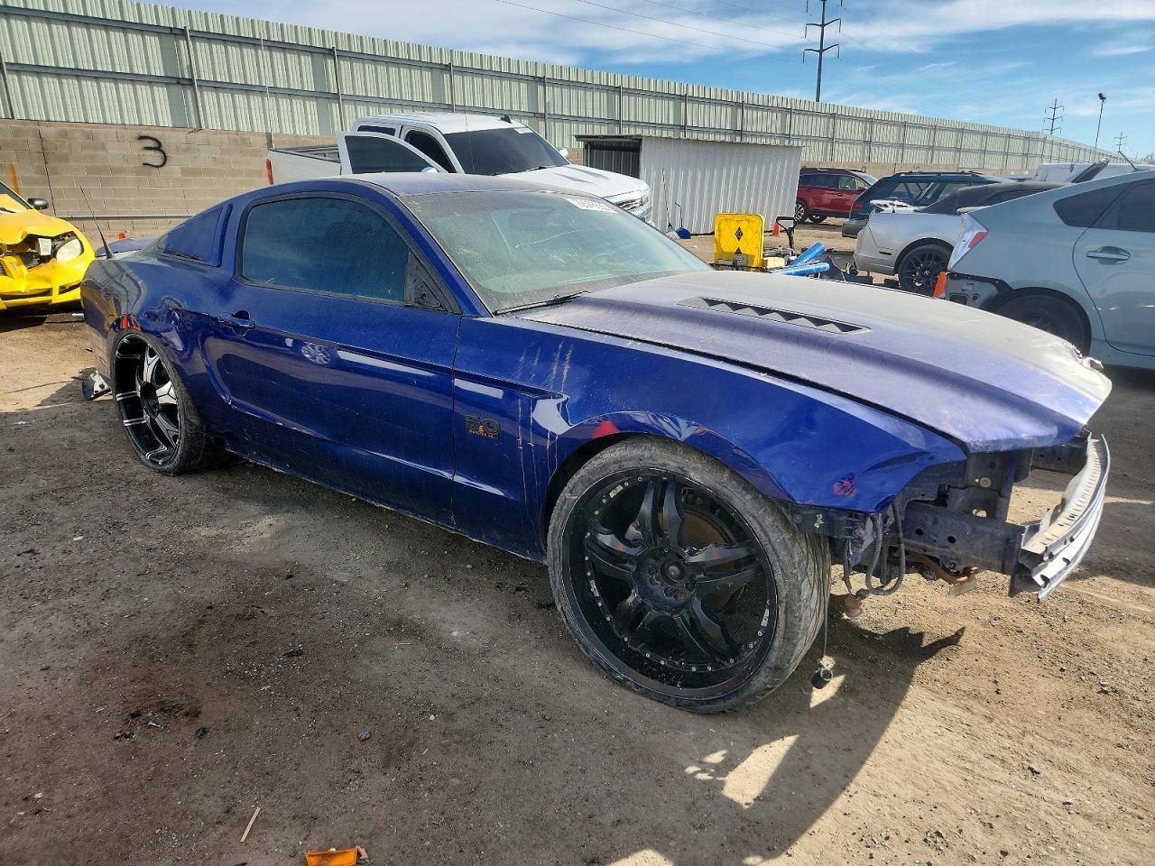 2013 FORD MUSTANG